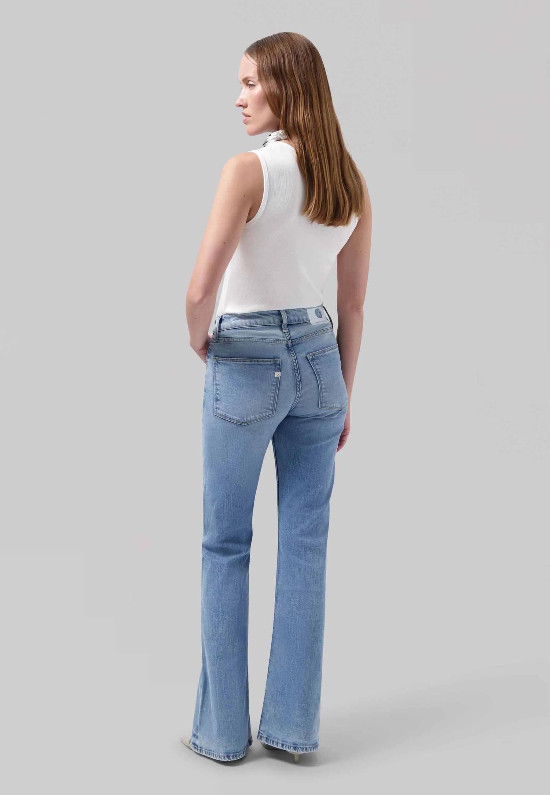 MUD JEANS Fiona Flared stone vintage
