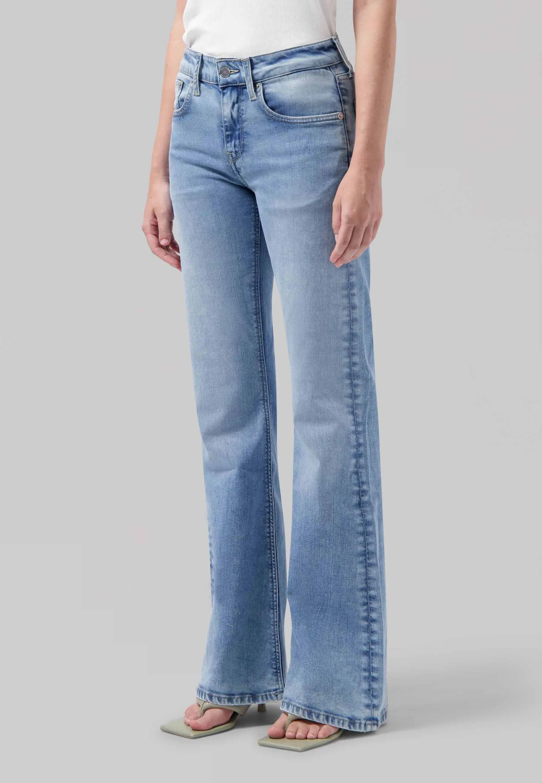 MUD JEANS Fiona Flared stone vintage