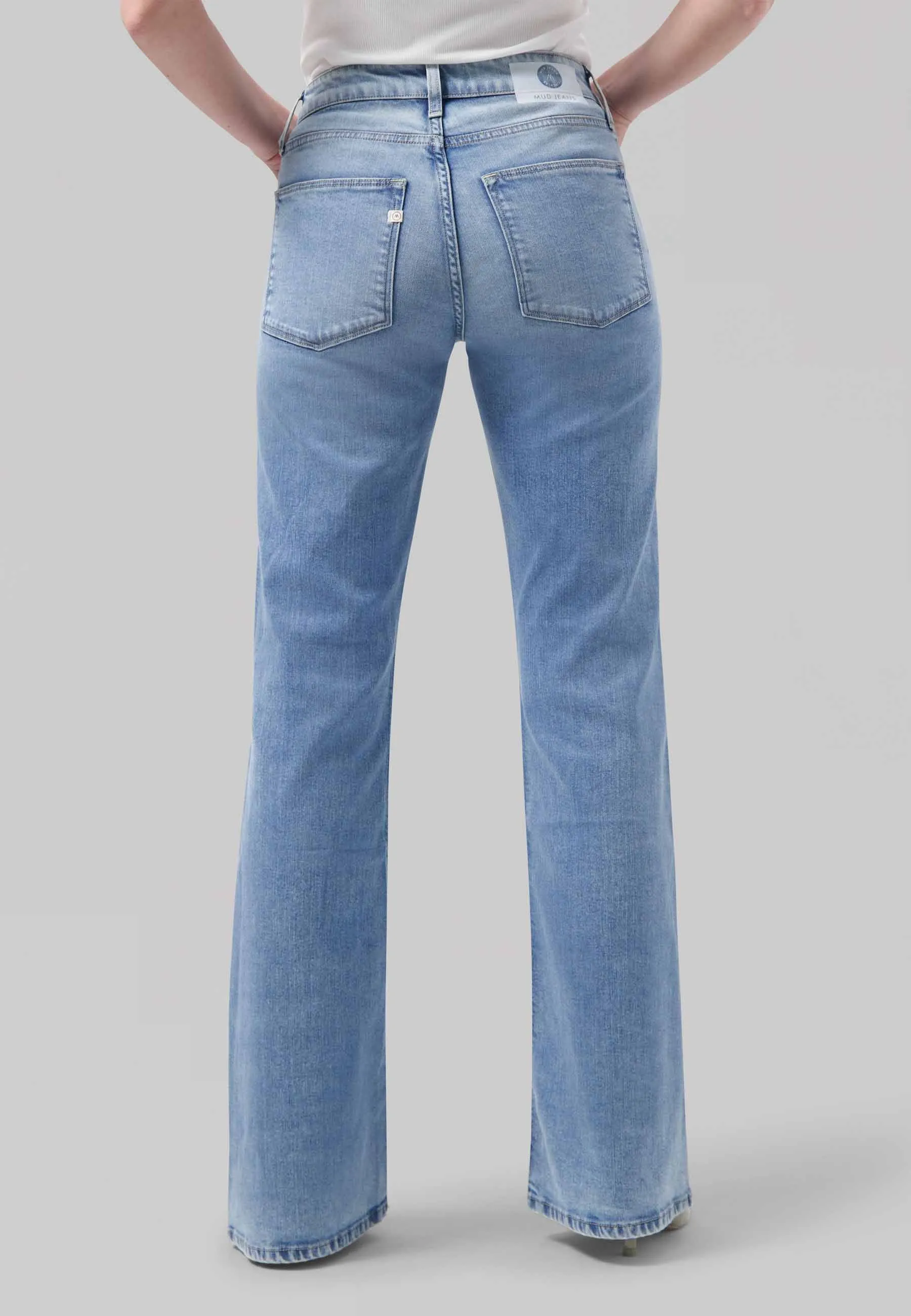 MUD JEANS Fiona Flared stone vintage