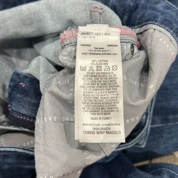 NEW • Ted Baker • The Classic Skinny Jeans Raw Hem Magolo Mid Blue 28 Women’s