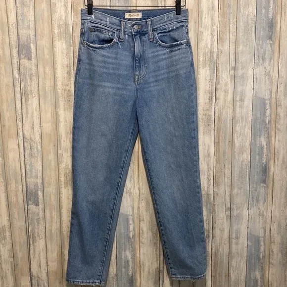 NWOT Madewell Jeans The Momjean in Melva Wash | Size 25