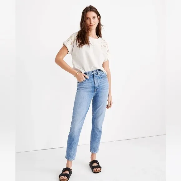 NWOT Madewell Jeans The Momjean in Melva Wash | Size 25