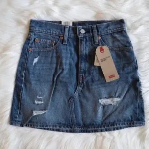 NWT Levis Deconstructed Dark Blue Wash High Rise Mini Skirt Size 25