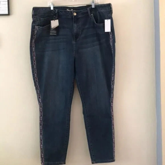 NWT Seven7 High Rise Ultra Skinny Jeans Size 24 W