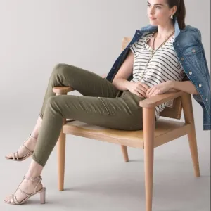 NWT WHBM High-Rise Skinny Jeans