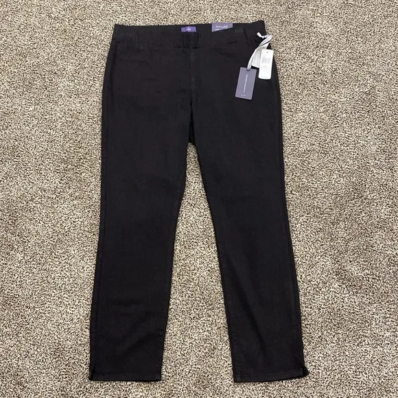 NYDJ NWT Alina Black Denim Pull On Ankle Comfort Jeans Slimming Lift Stretch