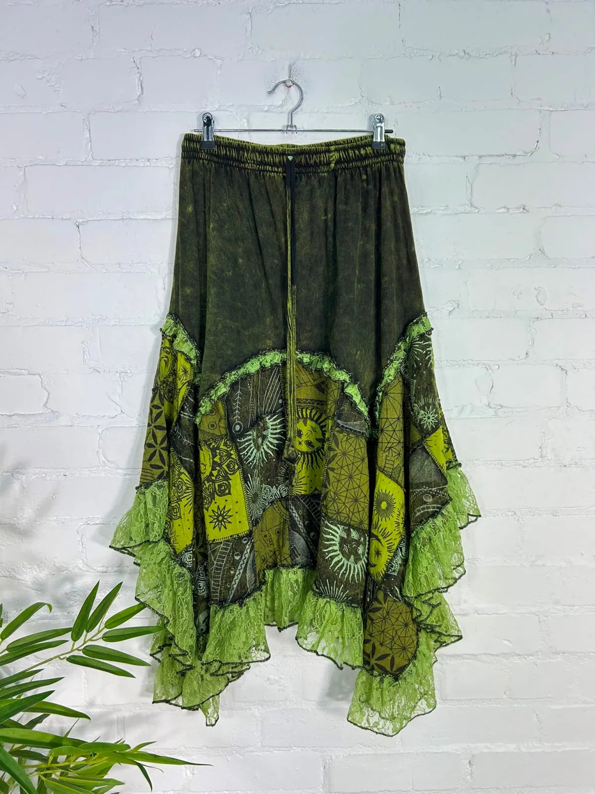 Patch & Screen Print Lace Trim Midi Skirt