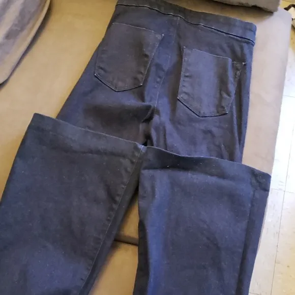 Preowned J Brand high waisted bell bottom jeans