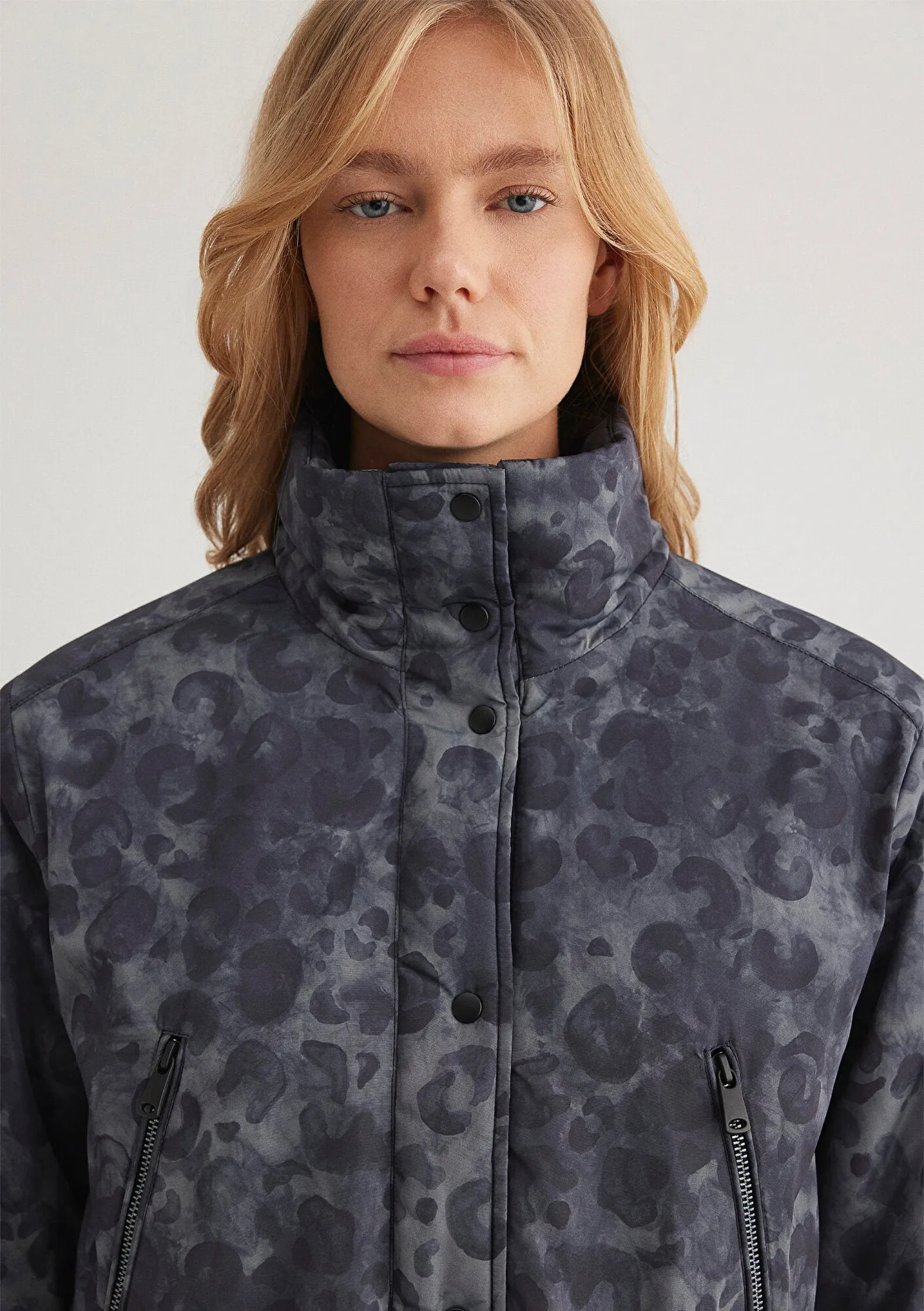 Printed Anthracite Crop Jacket