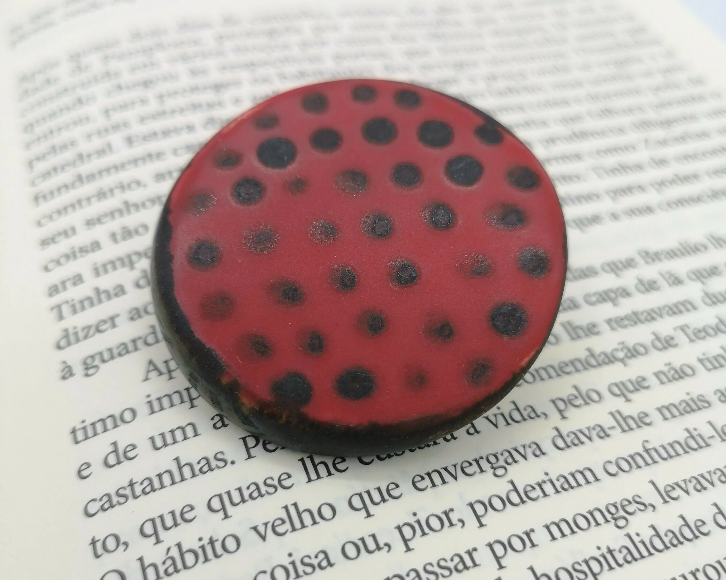 Red & Black Handmade Ceramic Brooch Pin For Woman, Round Clay Brooch For Her, Scarf Broach Pin, Jewelry Mothers Day Gift From Daughter