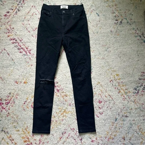 Reformation High Waist Rise Skinny Jean in Faded Black Destroyed sz 26