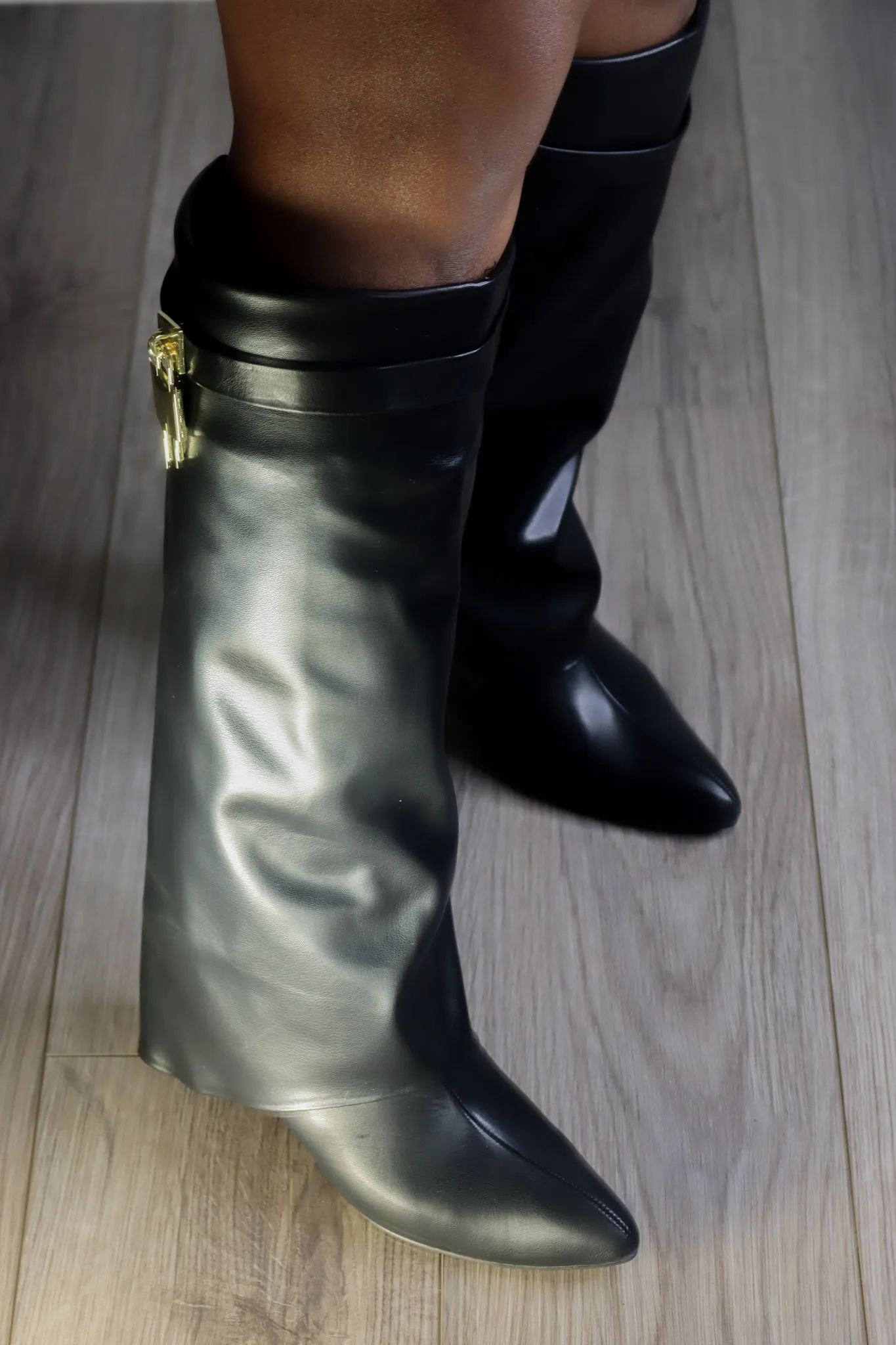REMY | BLACK PADLOCK DETAIL WEDGE HEEL BOOT