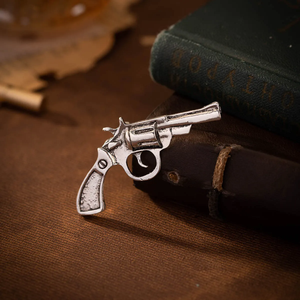 Retro Gold and Silver Revolver Brooch 4 Pack