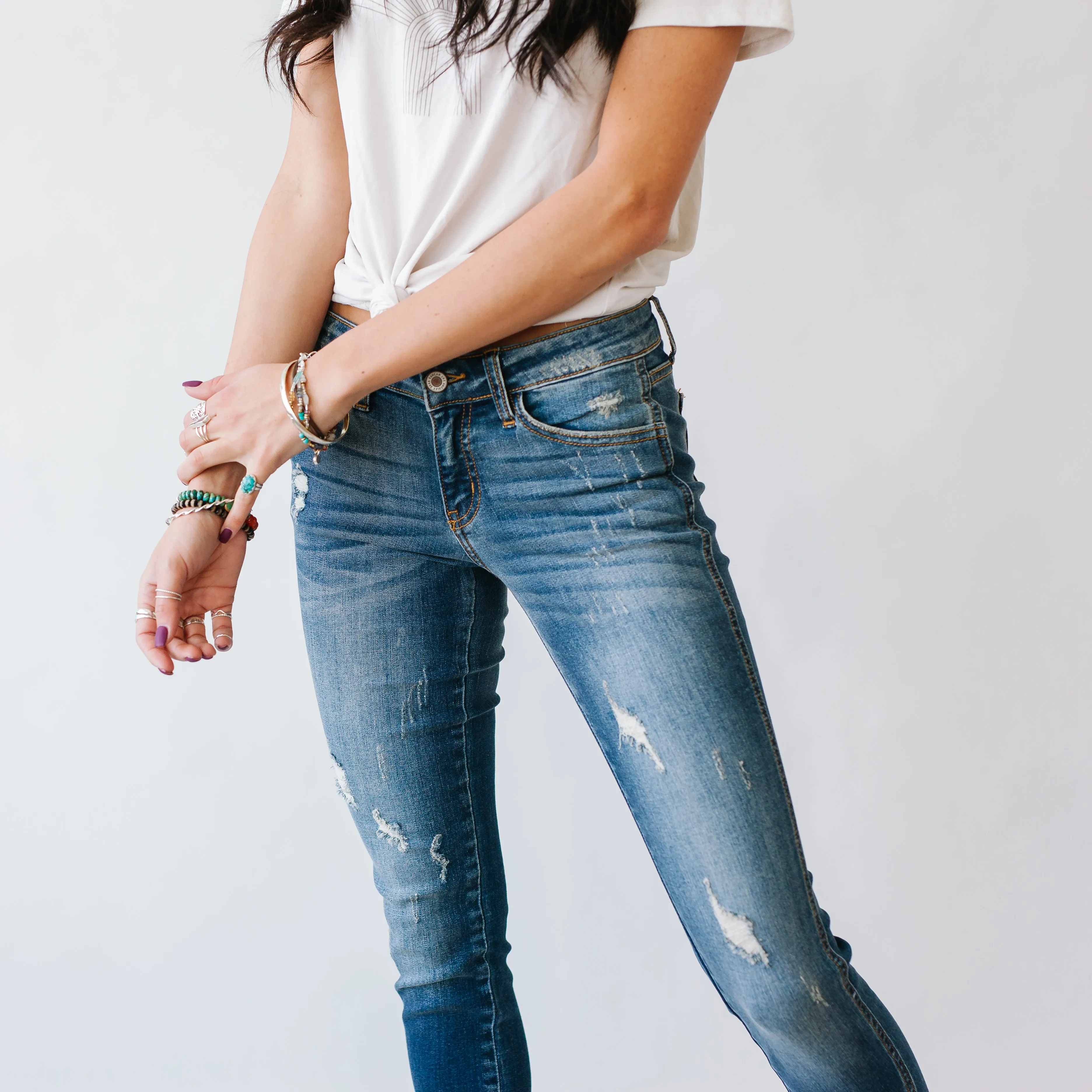 Shake It Off Kancan Distressed Split Ankle Skinny