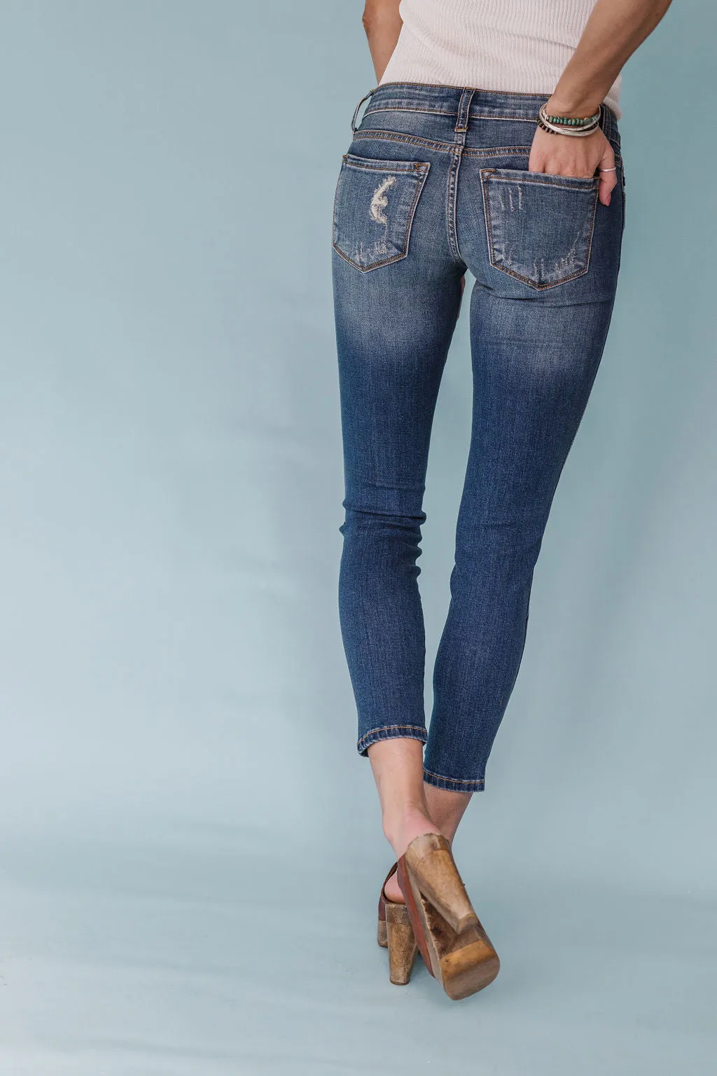 Shake It Off Kancan Distressed Split Ankle Skinny