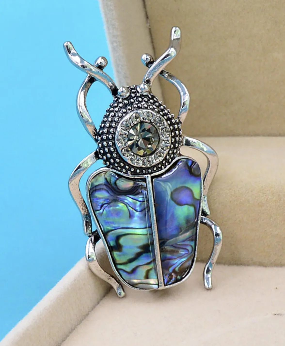 Silver plated beetle brooch retro vintage look highend design celebrity pin gg27