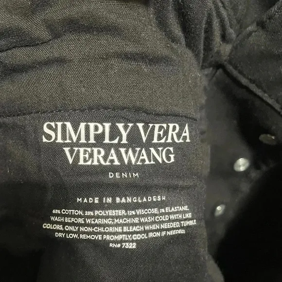 Simple Vera Wang high rise skinny jeans size 16