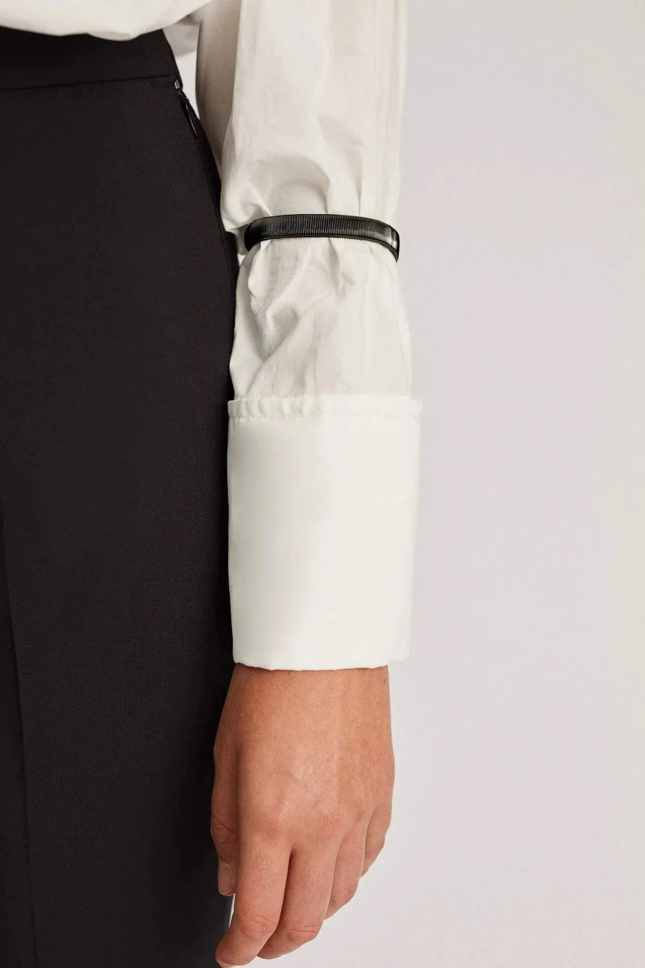 SLEEVE GARTERS PAIR