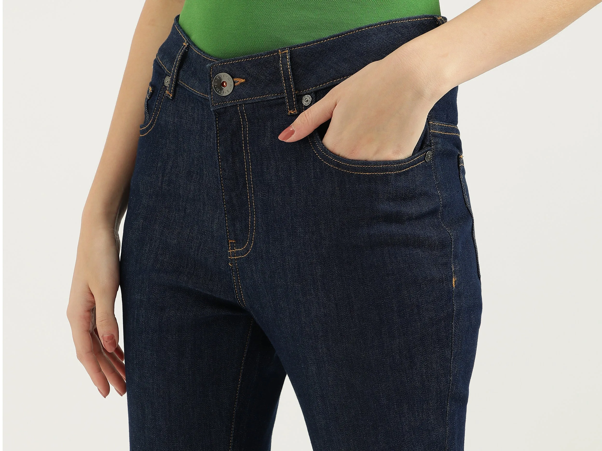Solid Bootcut Fit Jeans