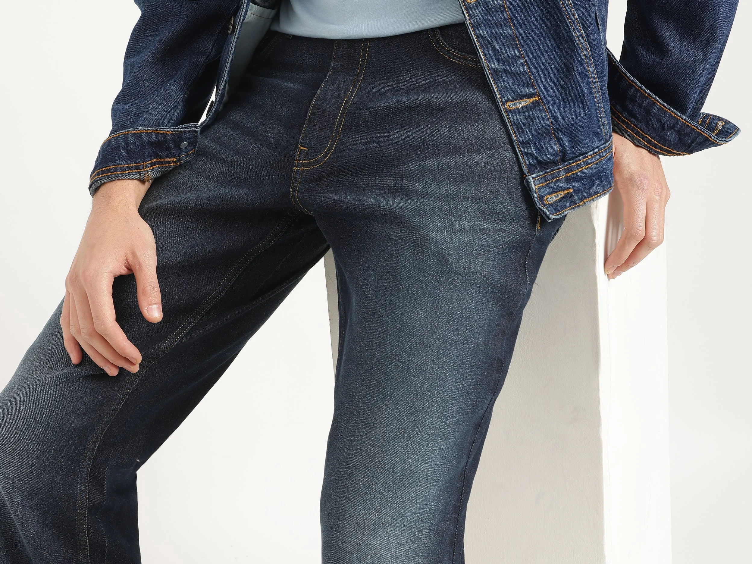 Solid Bootcut Fit Jeans