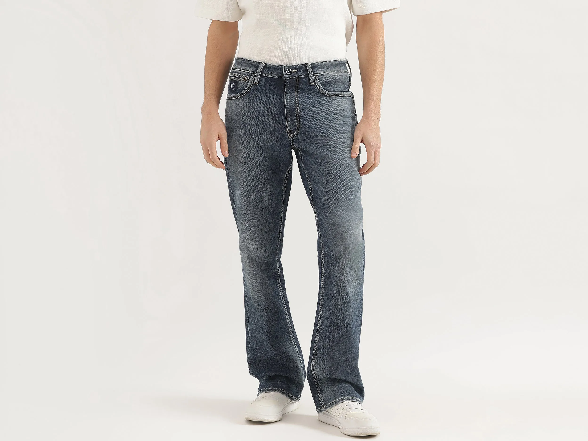 Solid Bootcut Fit Jeans