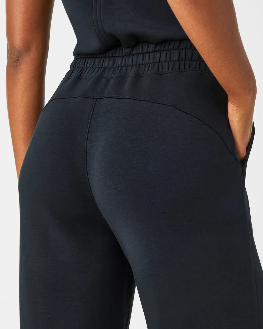SPANX | AirEssentials Sleeveless Jumpsuit {Very Black}