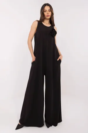 Stylish women's flower-shaped brooch jumpsuit