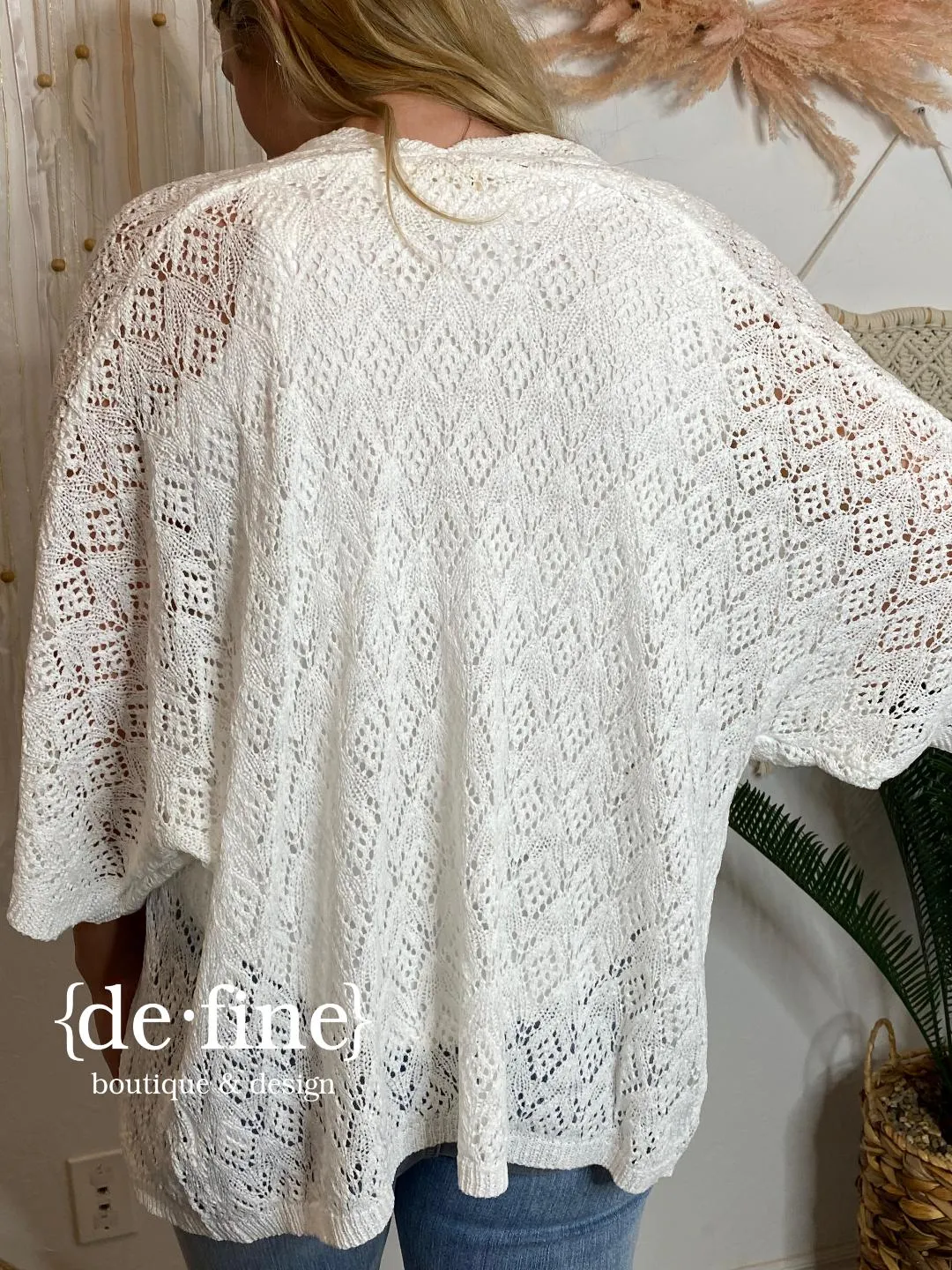 Summer Cardigan with Diamond Pattern in Black or Off White