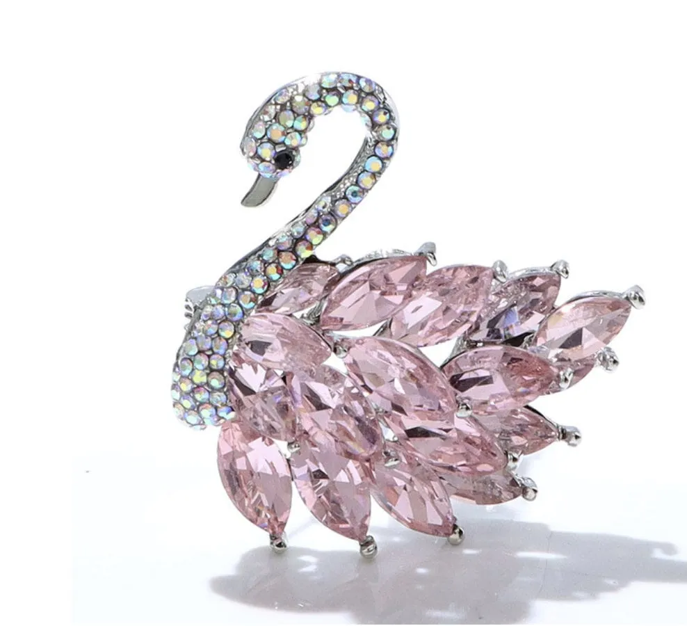 Swan Brooch Silver or Gold Plated Stunning diamonte LOVE Celebrity Queen pin S26