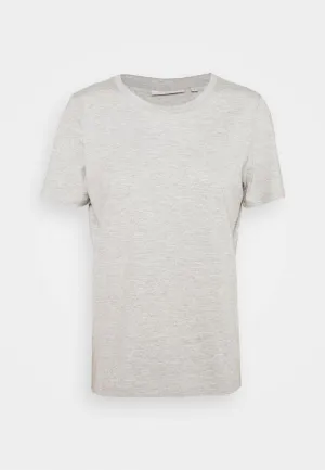 The Kimma T-Shirt by Minimum - PLUS - Light Grey