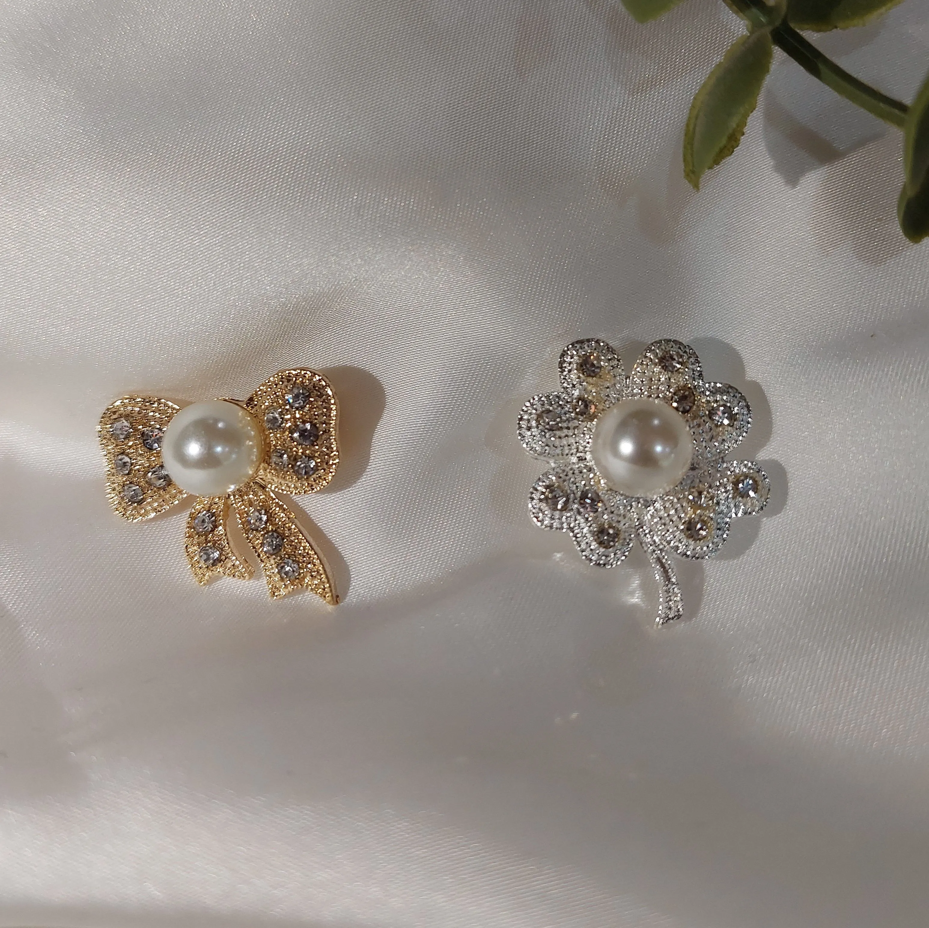 Twin Pack Brooch - 4