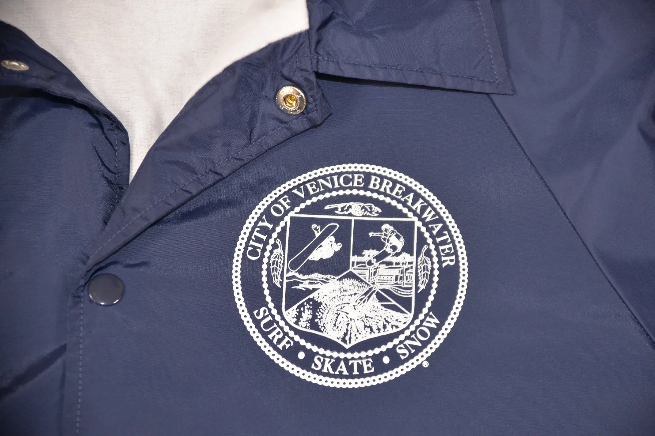 VENICE BREAKWATER WINDBREAKER