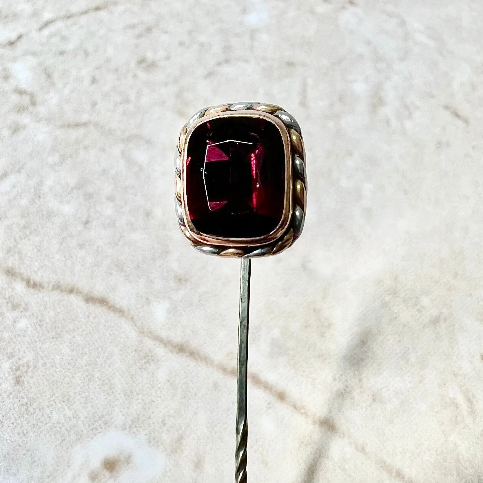 Vintage 14 Karat Two-Tone Gold 2.75 Carats Garnet Stick Pin