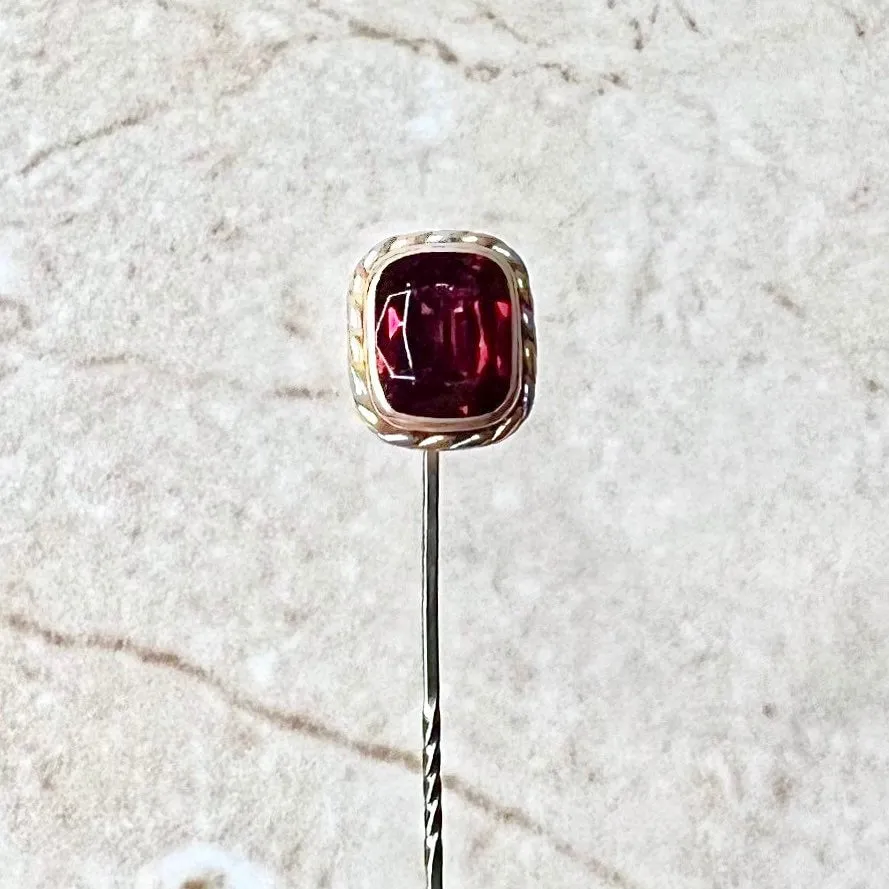 Vintage 14 Karat Two-Tone Gold 2.75 Carats Garnet Stick Pin