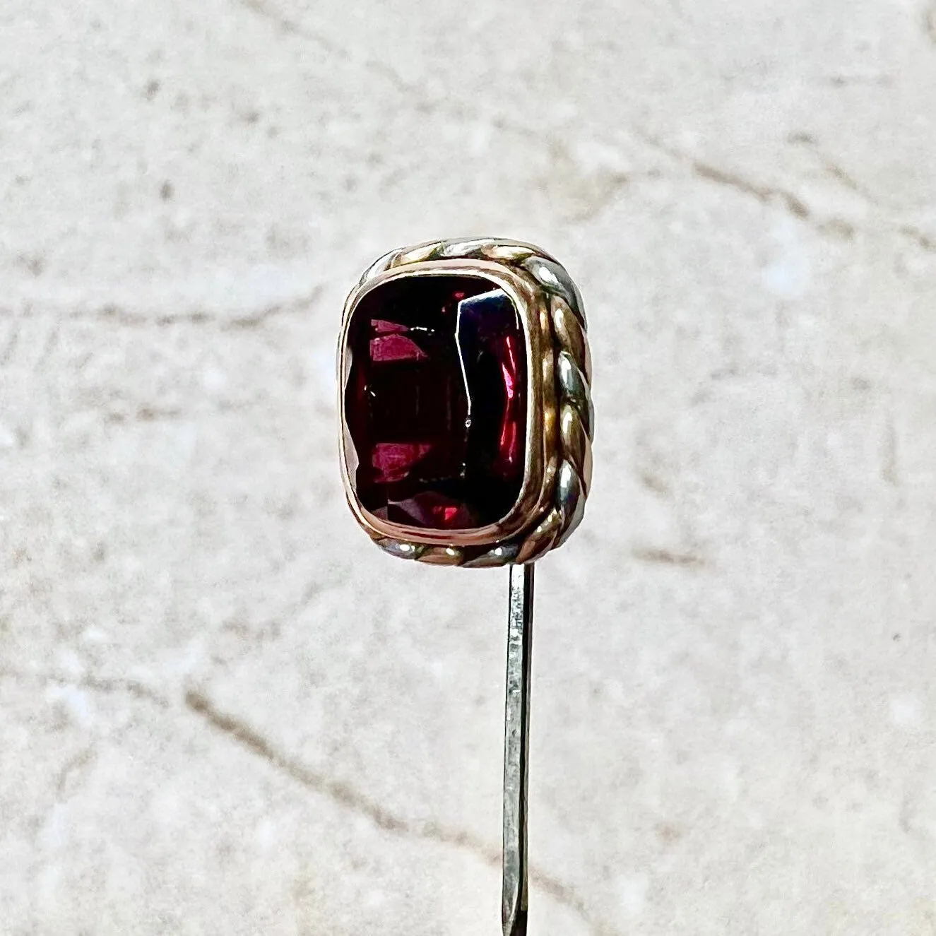 Vintage 14 Karat Two-Tone Gold 2.75 Carats Garnet Stick Pin