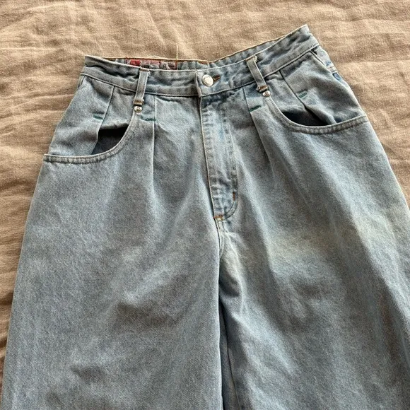 Vintage 80’s Wash ‘Em Hot Rifle High Waisted Jeans
