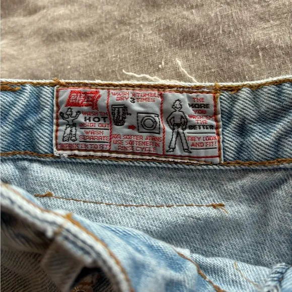 Vintage 80’s Wash ‘Em Hot Rifle High Waisted Jeans