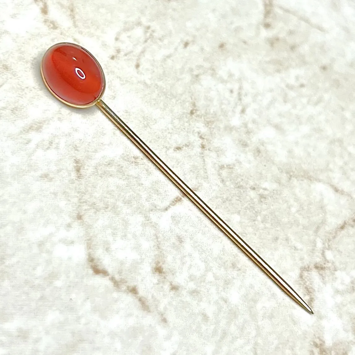 Vintage Art Deco 14 Karat Yellow Gold Carnelian Stick Pin