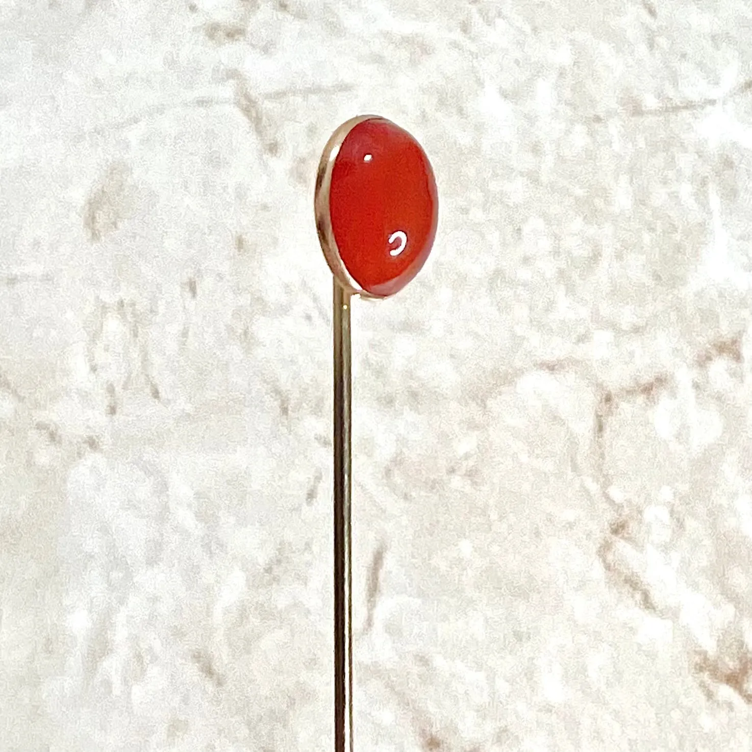 Vintage Art Deco 14 Karat Yellow Gold Carnelian Stick Pin