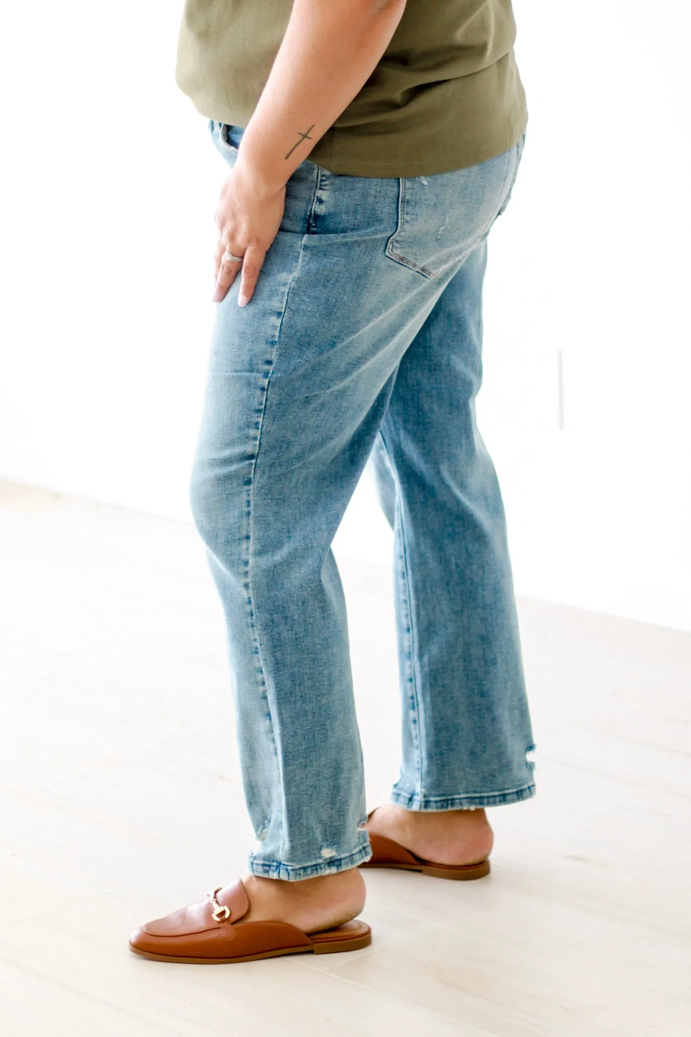 Walk the Line Distressed Judy Blue Jeans