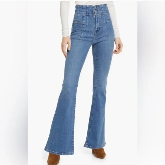 We The Free High Waisted Jayde Flare Jeans Size 29