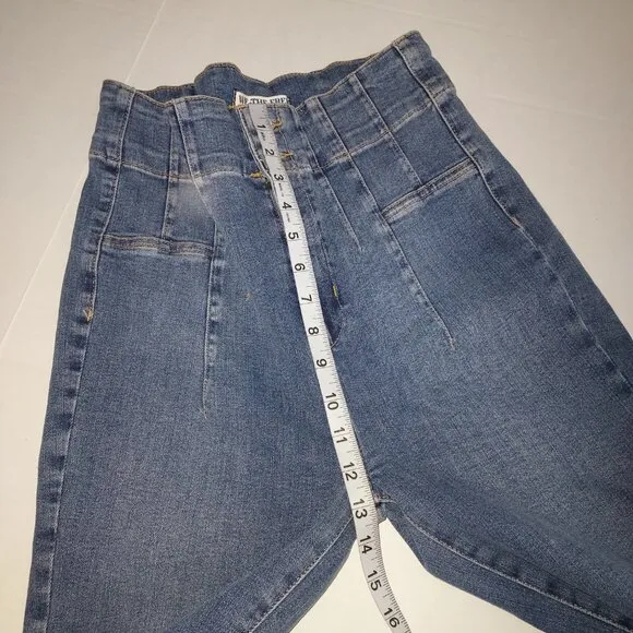 We The Free High Waisted Jayde Flare Jeans Size 29