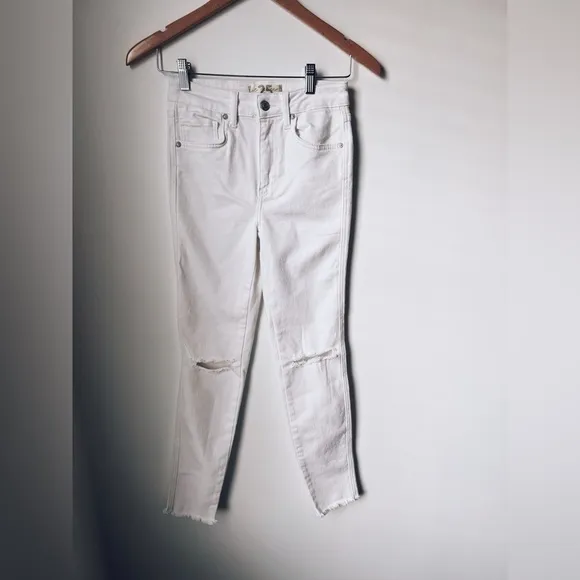 We The Free x Free People White Denim Distressed Mid Rise Jeans Size 25