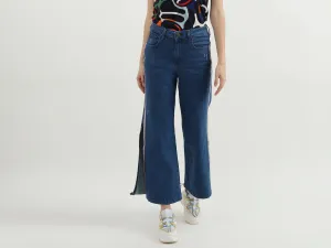 Women Solid Flared Fit Jeans