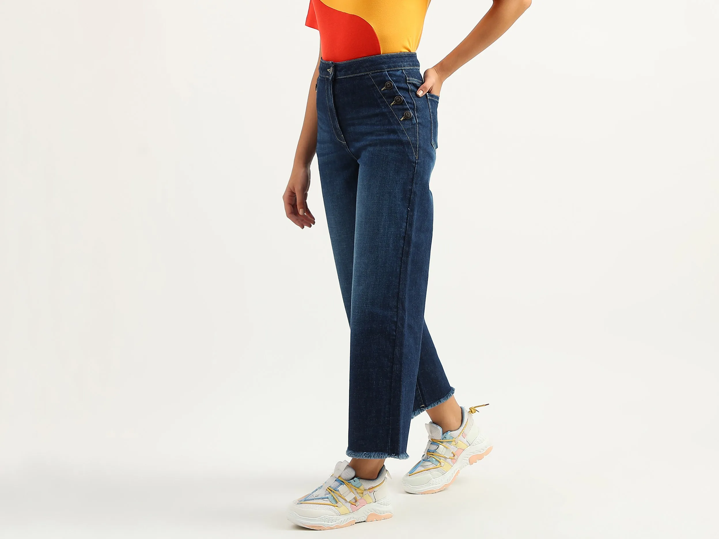 Women Solid Flared Fit Jeans