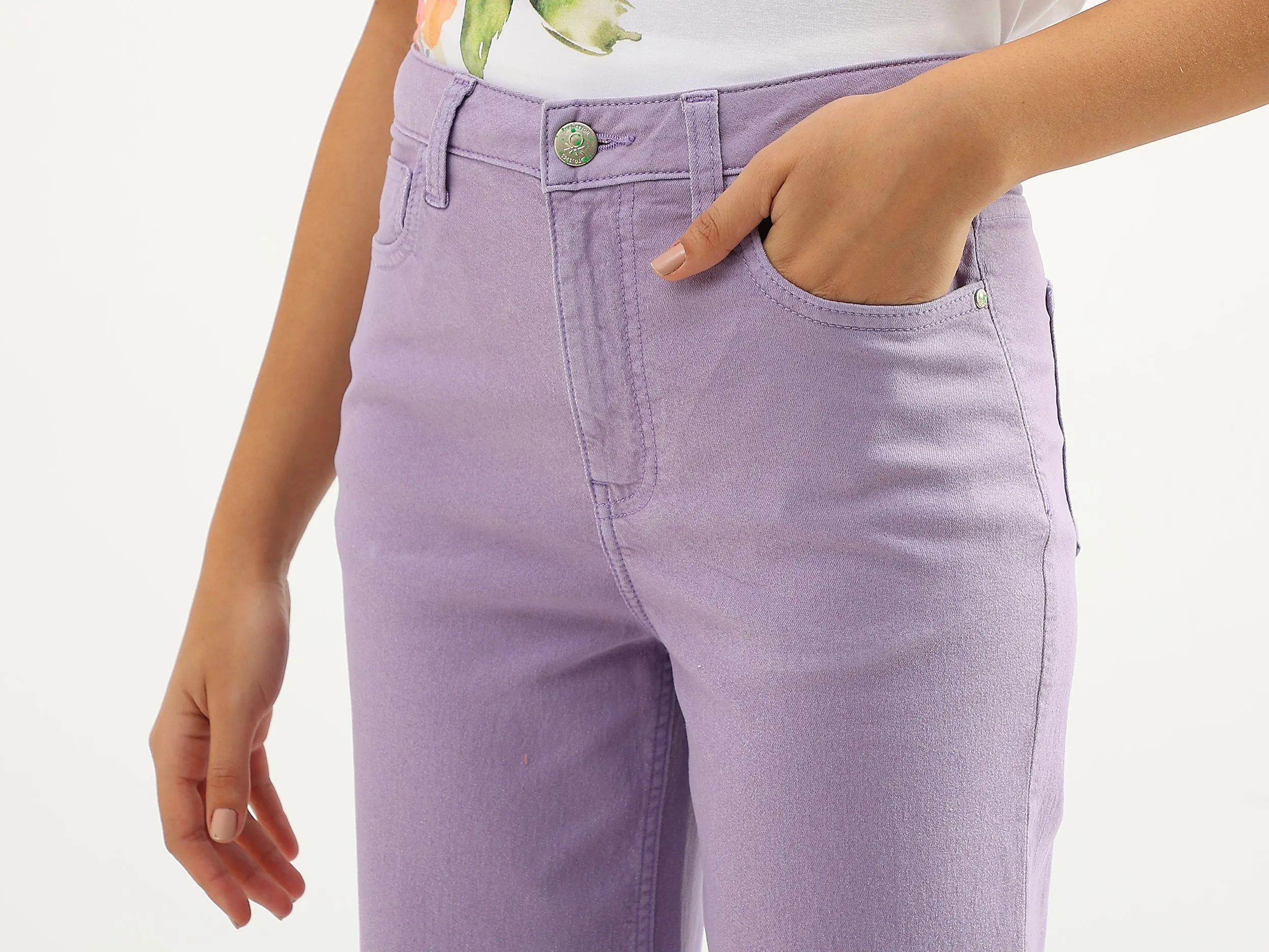 Women Solid Flared Fit Jeans