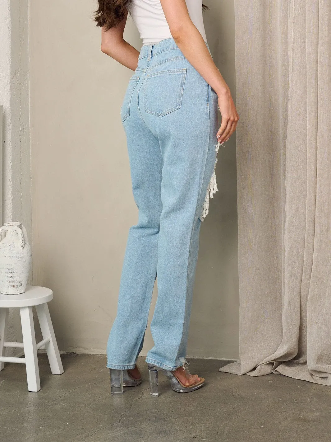 WOMEN'S BUTTON CLOSURE DISTRESSED DENIM JEANS PANTS