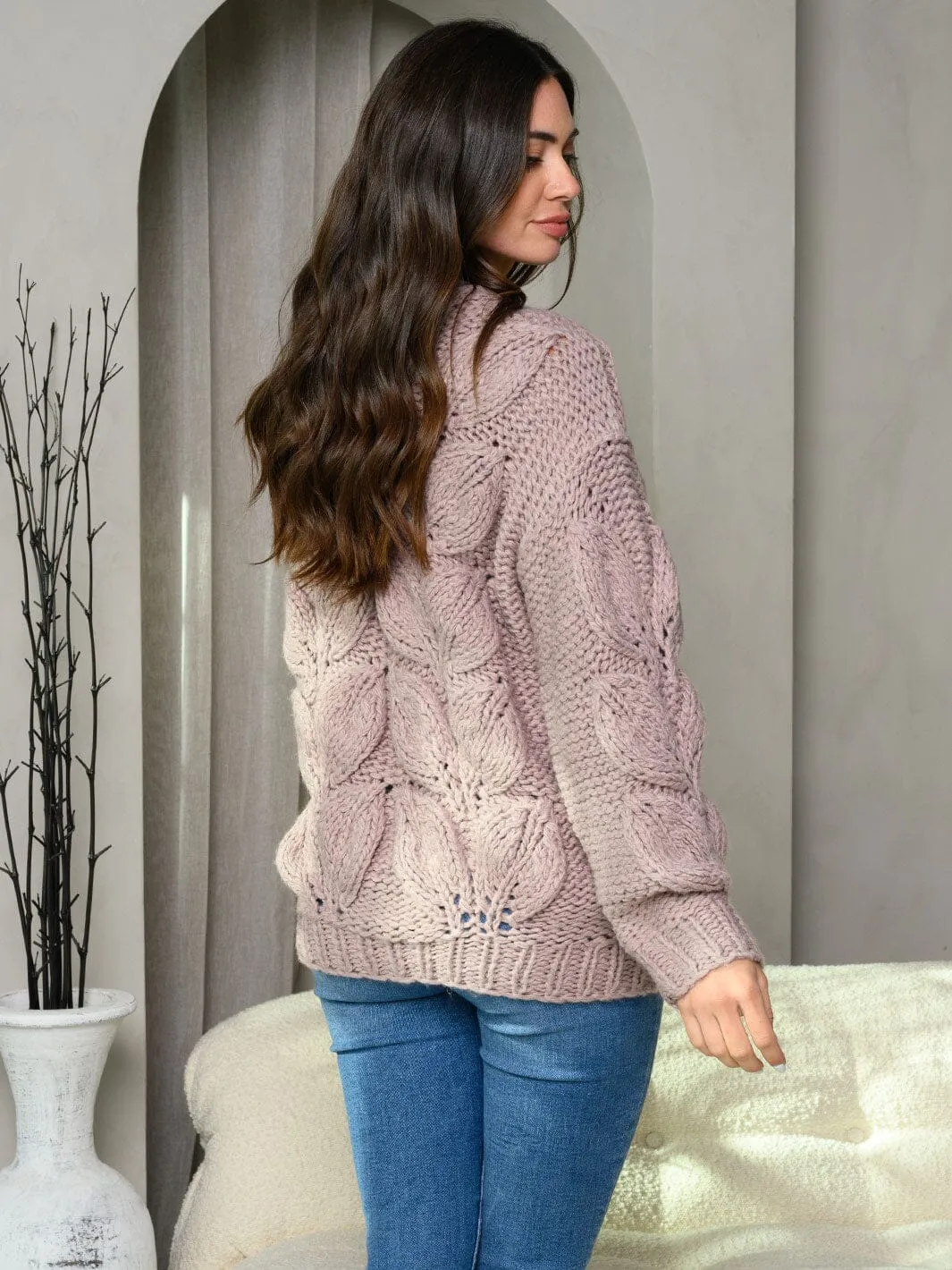 WOMEN'S LONG SLEEVE KNIT DETAILED SWEATER