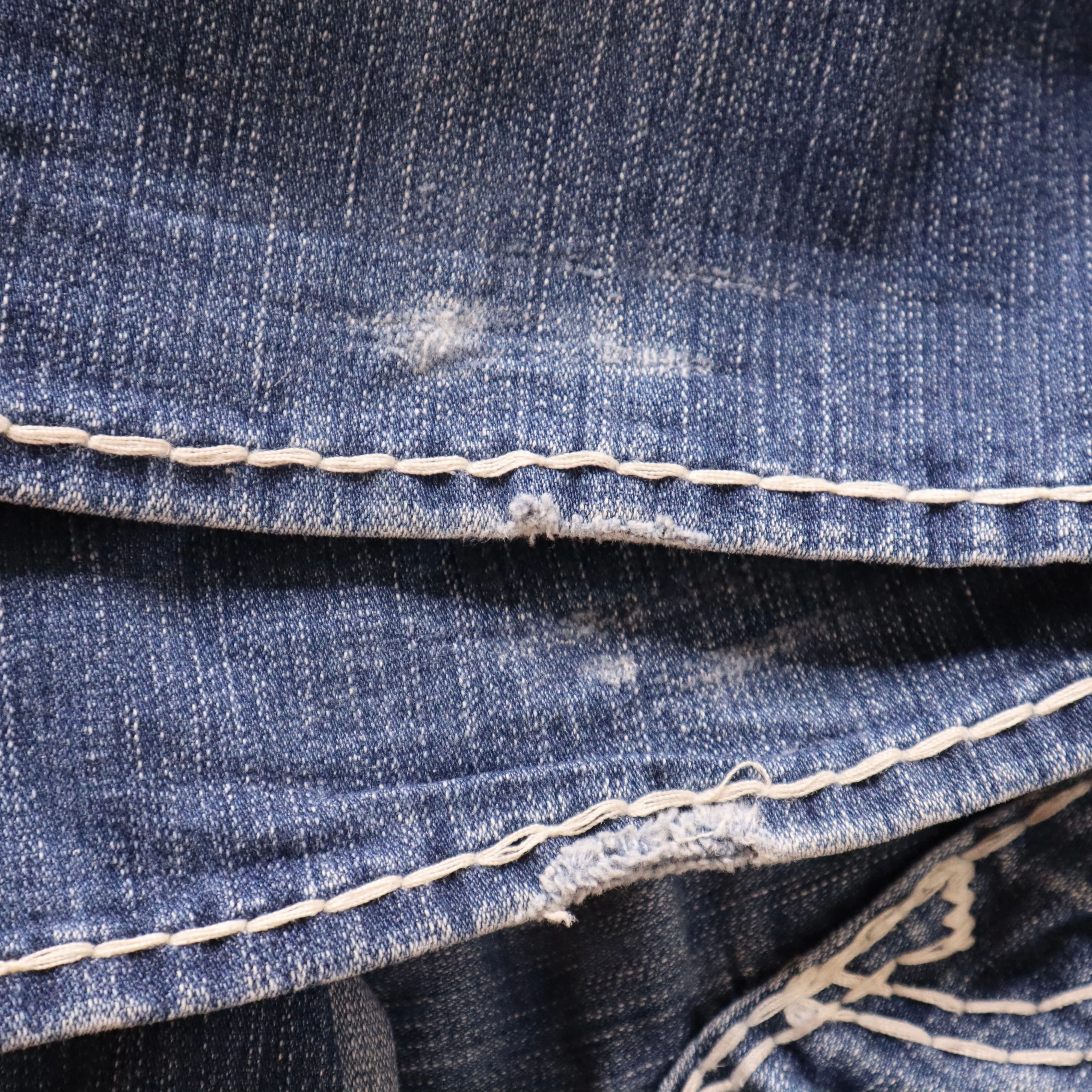 Y2K TRUE RELIGION Low Rise Flare Jeans (S)